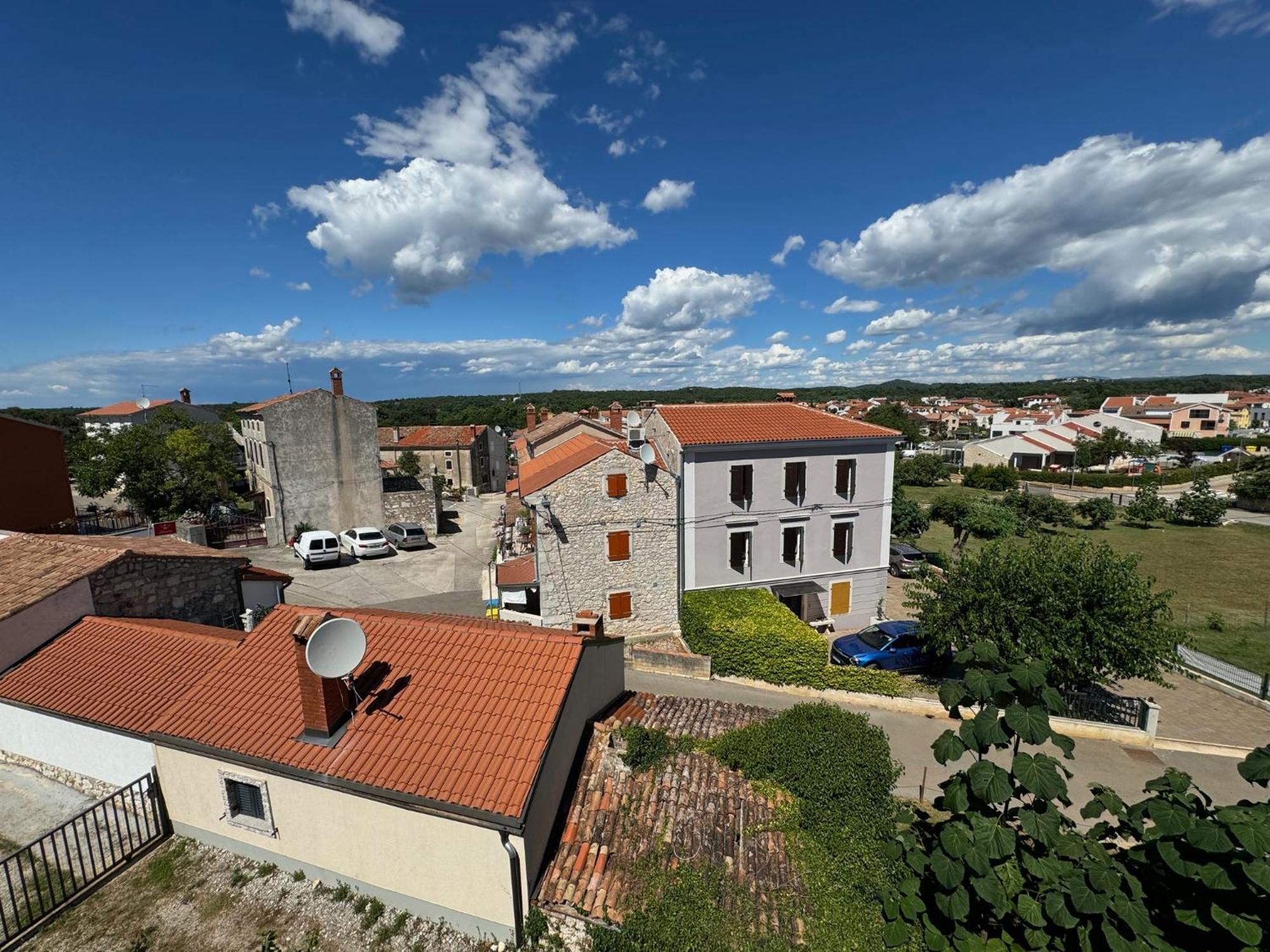 Funtana Appartements an der 1 Reihe vom Meer Exterior foto